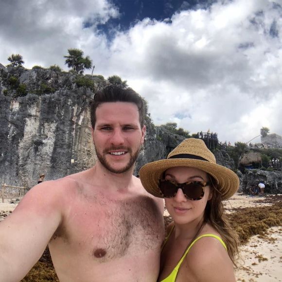 Meet your Posher, Sarah - Picture 1 of 1